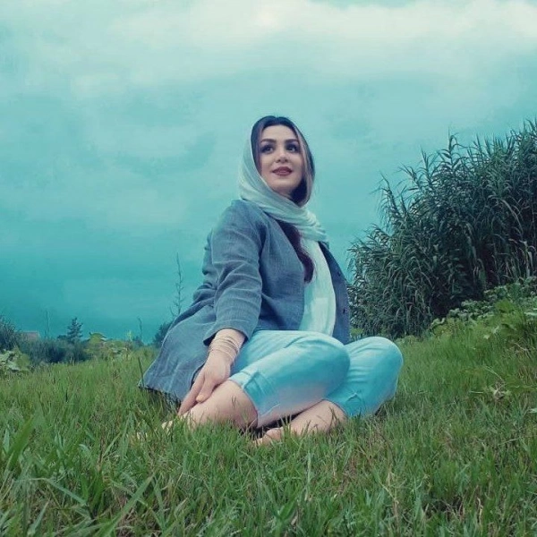 الهه احمدی