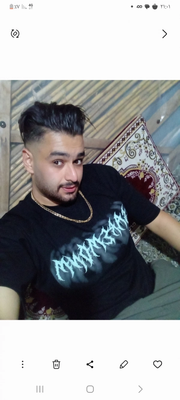 سیاره 7899